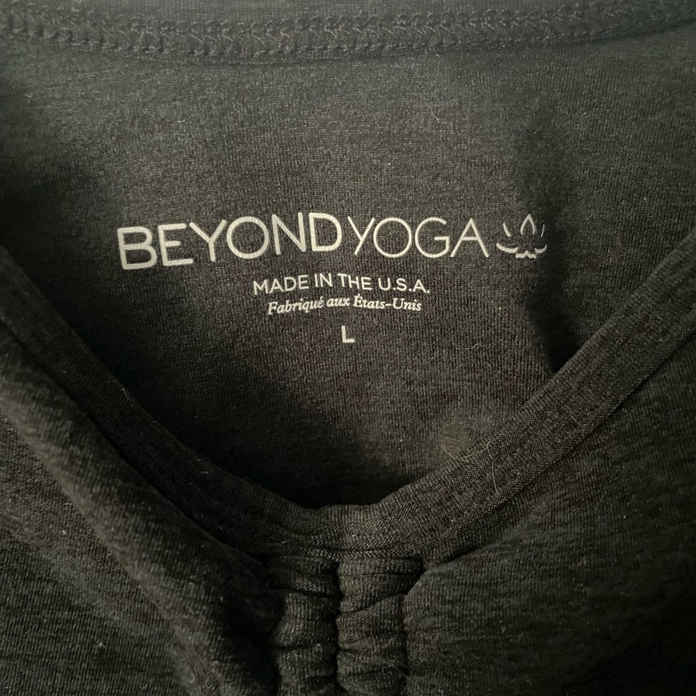 Beyond Yoga Charcoal Gray Sports Bra - Picture 3 of 4